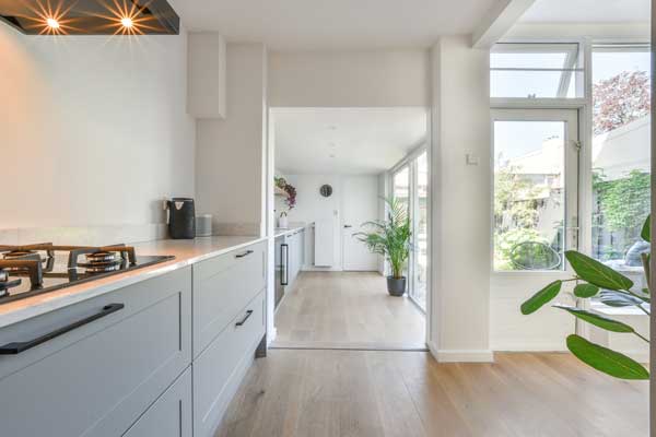 stukwerk keuken strak stukwerk van stukadoorsbedrijf Morris